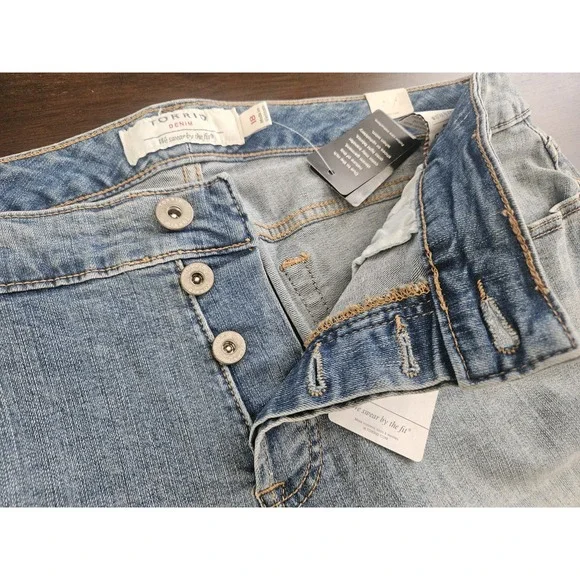 Torrid Size 18 Jean Shorts Denim 3.5in High Rise Short Vtg Montauk Shorts NWT - Picture 2 of 14